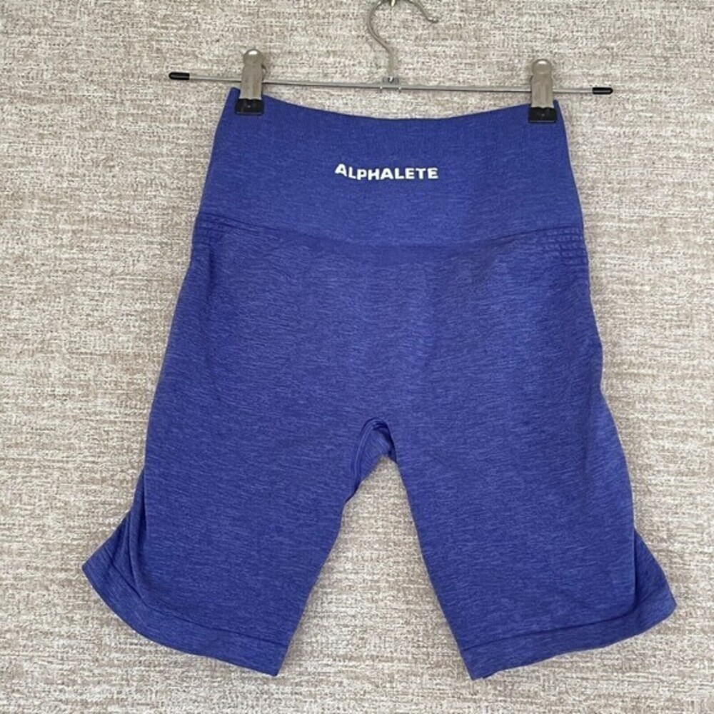 Alphalete Seamless Athletic Bike Shorts Women's Small Purple Mid-Rise‎ Stretch